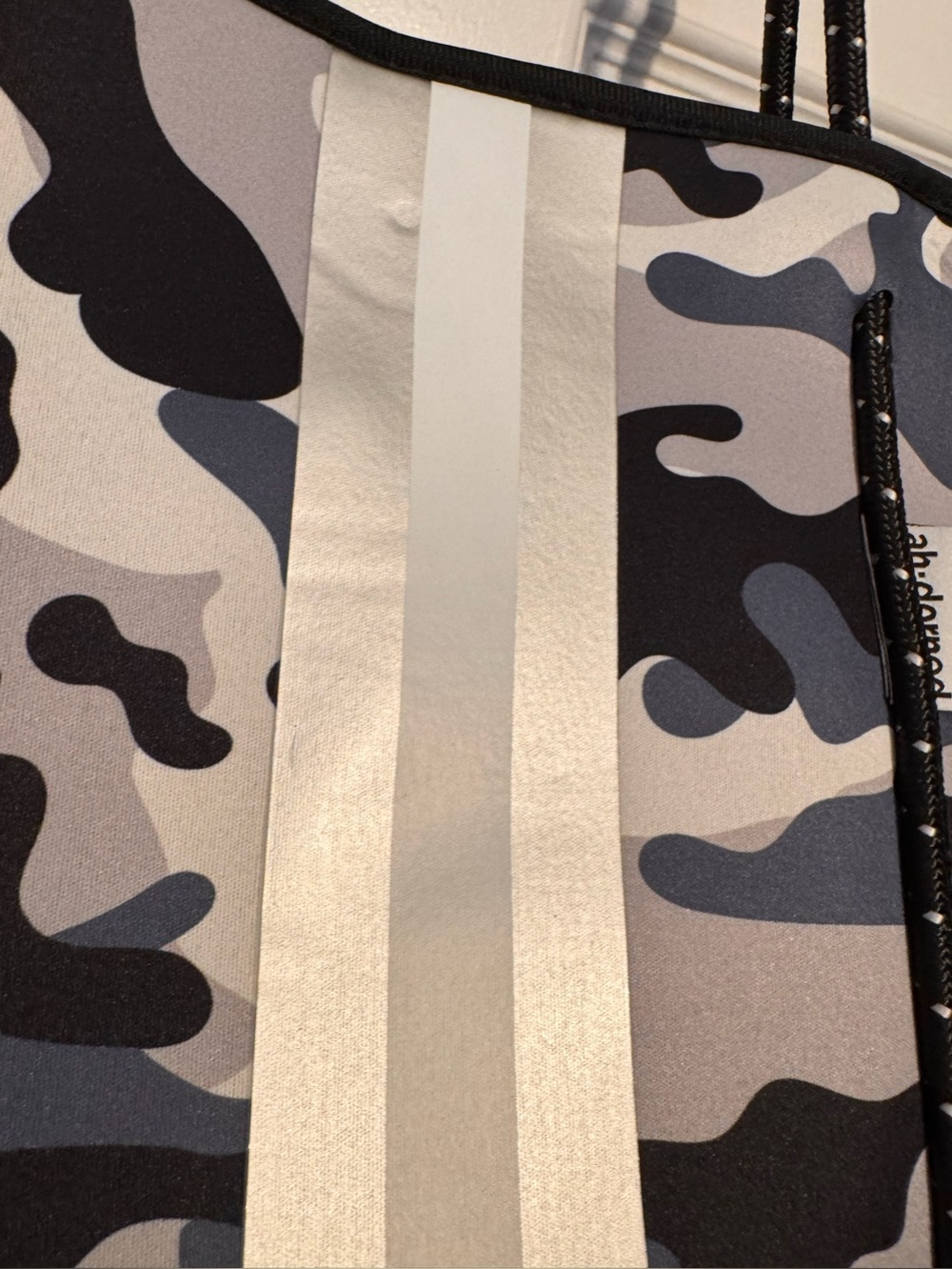 ah-dorned New York Gray Silver Camo Neoprene Tote with Pouch and Crossbody Strap - Picture 4 of 15